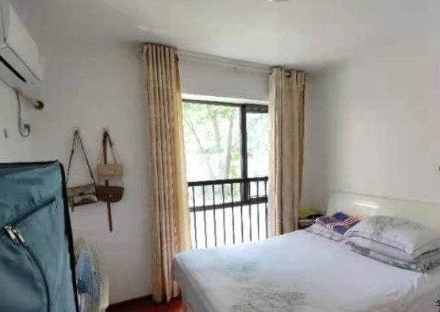 友谊路地铁附近，明德中学，双语学校